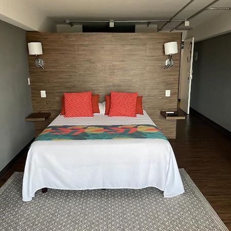 Vintage Lofts Apartment กัวดาลาฮารา ภายนอก รูปภาพ